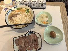 -鑫花溪牛肉米粉(凤凰街创始总店)