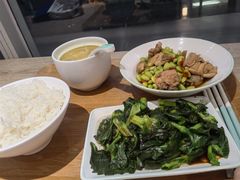 -老乡鸡(融科天地店)