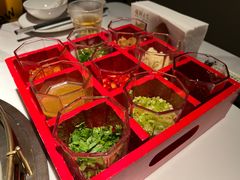 -领鲜天下·焗海鲜·花胶鸡(天目里店)