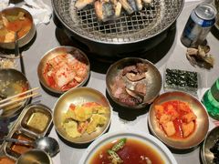 -草家酱蟹炭火烤肉店(珲春南路一店)