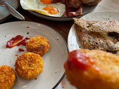 鸡蛋蘑菇熏肉荞麦可丽饼-RAC BAR(安福路店)