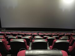 -中影佰纳国际影城DMAX(花都广百广场店)