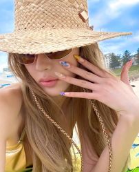 -LISSOM莉森 Nail ·美甲美睫原创定制店