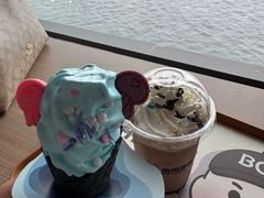 -抱抱地球咖啡馆(国家海洋博物馆店)