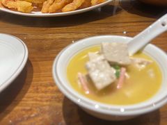 -泉畔人家·老济南经典鲁菜(大明湖店)