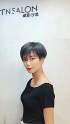 -Miracle集简美发沙龙