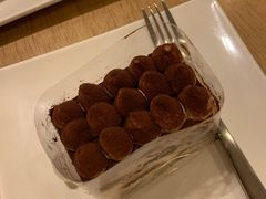-星巴克臻选(威海威高广场店)