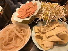 -肖肖酸萝卜鱼火锅(总店)