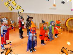 -小门牙好性格托育(北外滩中心)