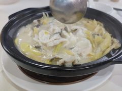 -品香菜馆(旗峰路中侨大厦店)