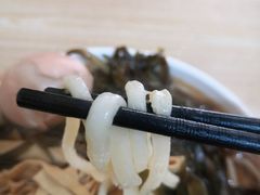-许西美食一条街
