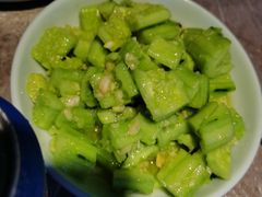 -冰冰龙虾·江湖菜·花园江景餐厅