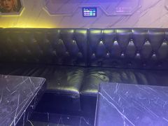 -皇马纯KTV·量贩·聚会(民治店)