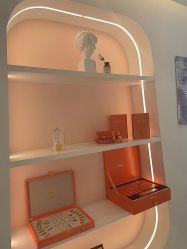 -苗方清颜痘肌研究所