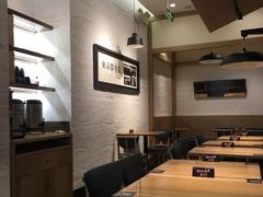 大堂-牛気·越光米牛肉饭(水游城店)
