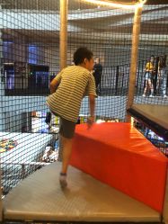 -嗨翻Hi-Fun竞技主题乐园·蹦床团建生日聚会(五棵松华熙店)