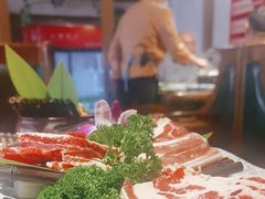 -明洞阿姨·韩式酱蟹烤肉·创意料理(三元桥店)