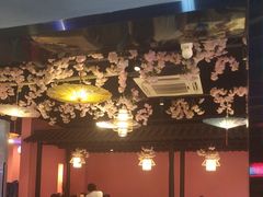 -老街烧烤大排档·地道湖北菜·龙虾馆(汉口火车站店)