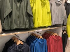 -优衣库(上海正大广场店)