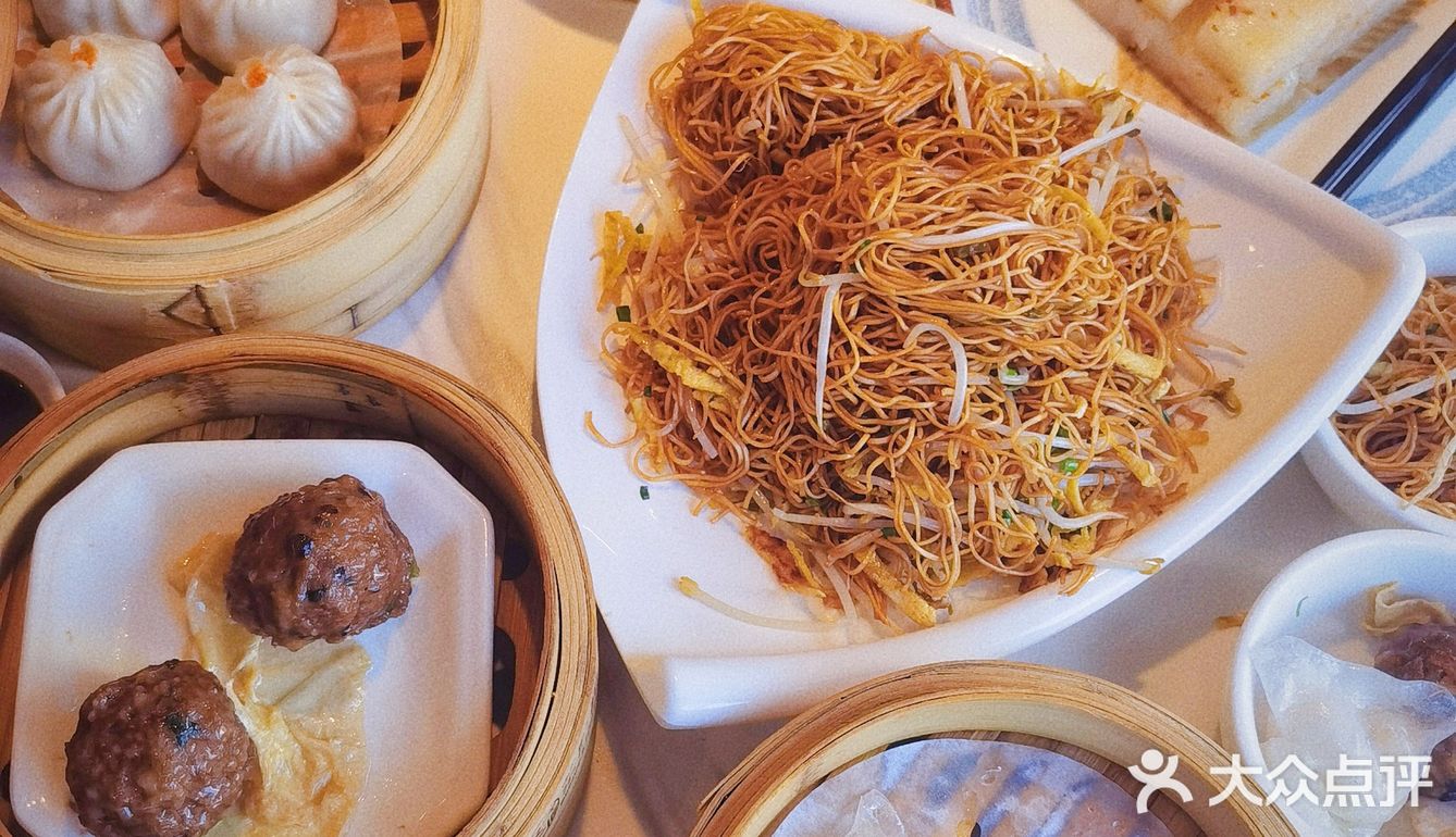 老广打趸之地｜一盅两件｜饮啖茶食个包