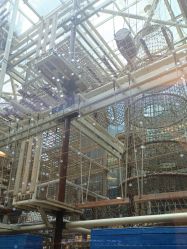 -PIPIKINGDOM皮皮王国欢乐号(欢乐海岸购物中心店)