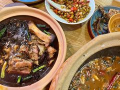 -吃饭皇帝大土家民族菜(正大广场店)