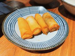雪菜黄鱼春卷-南小蟹手工點心(三里屯店)