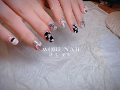 -沫儿·美甲美睫·半永久·皮肤管理