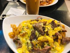 滑蛋炒牛河-八爷茶餐厅