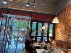 -哈尔滨烧烤·山河村铁锅炖(交大店)