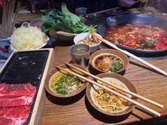 -萍姐火锅·公路夜市(武汉首店)