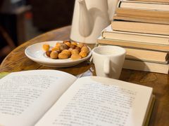-斯多格书乡(北京大学畅春园店)