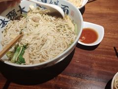 -李犟大爆鳝面·手工蟹黄包(湖滨西湖店)