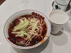 -易毛特色牛肉面(解放碑步行街店)