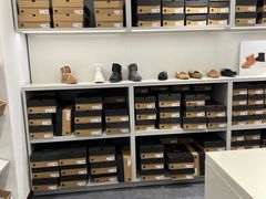 -UGG(燕莎奥特莱斯购物中心店)