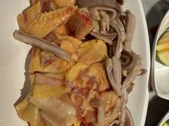 -尚尚仙·酸汤猪手·猪肚鸡火锅(华联万柳购物中心店)