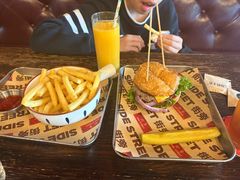 -Side Street街旁(交道口店)