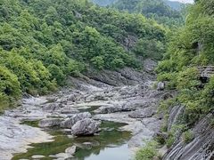 -燕子河大峡谷天坑仙境