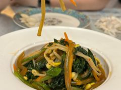 -汗腾格里·风味餐厅(新疆驻京办店)