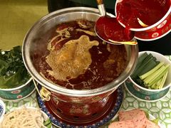 -渔语鱼新川菜Bistro(万象天地店)