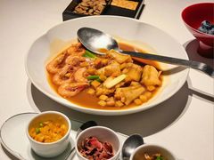 家烧东海小鲜-荣轩(新荣记环球金融中心店)