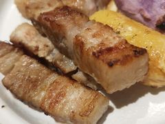 五花肉-本家韩国烤肉(青岛万象城店)