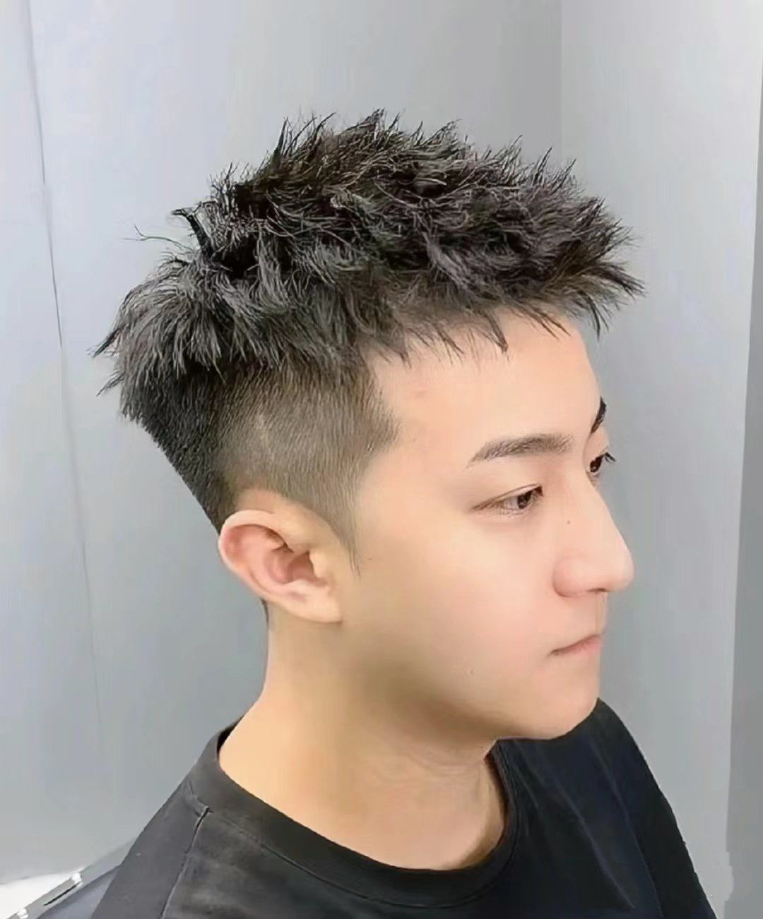 2020男生烫头发型