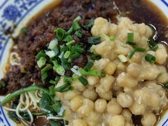 -渝之汇牛肉豌杂面