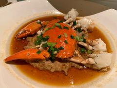 招牌吮指肉蟹煲-桂满陇·蟹黄小笼汤包(中山公园店)