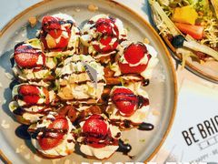 草莓忌廉华夫饼-BE BRIGHT KITCHEN(正佳广场店)