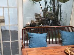 -燕庭·纯燕窝·甜品下午茶(南京西路店)
