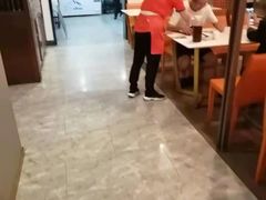 大堂-阿瓦山寨·湘菜现炒·剁椒鱼头王(咸阳总店)