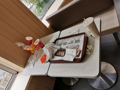 -华莱士·全鸡汉堡(财经学院店)