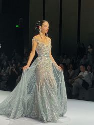 -Renee芮亦婚纱